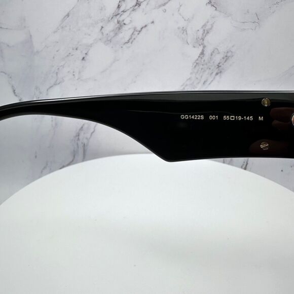 New Gucci Sunglasses - Picture 10 of 16